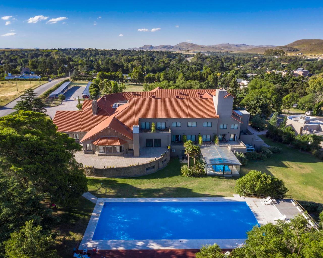 Hotel Provincial Sierra de la Ventana Exterior foto